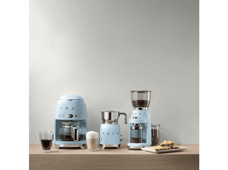 1:cafetera-de-goteo-smeg-dcf02pbeu-1050-w-125-l-10-tazas-azul-1.jpg|2:cafetera-de-goteo-smeg-dcf02pbeu-1050-w-125-l-10-tazas-azul-2.jpg|3:cafetera-de-goteo-smeg-dcf02pbeu-1050-w-125-l-10-tazas-azul-3.jpg|4:cafetera-de-goteo-smeg-dcf02pbeu-1050-w-125-l-10-