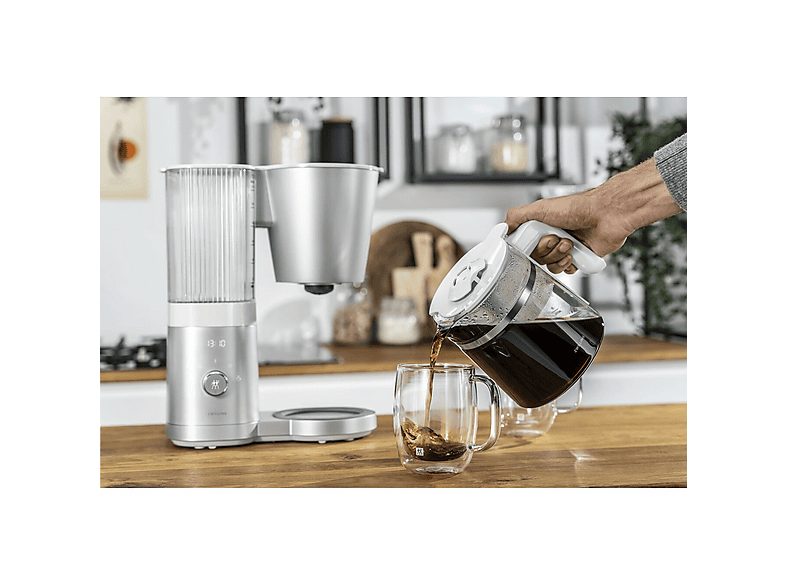 1:cafetera-de-goteo-zwilling-53103-300-0-1960-w-15-l-12-tazas-plata-blanco-1.jpg|2:cafetera-de-goteo-zwilling-53103-300-0-1960-w-15-l-12-tazas-plata-blanco-2.jpg|3:cafetera-de-goteo-zwilling-53103-300-0-1960-w-15-l-12-tazas-plata-blanco-3.jpg|4:cafetera-d