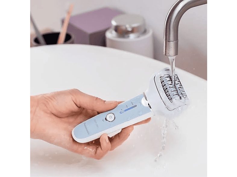 1:depiladora-aklbb1755844753-panasonic-velocidades-cabezales-de-depilacion-para-las-piernasbrazos-y-la-linea-del-bikiniaxilas-un-cepillo-de-exfoliacion-y-un-accesorio-para-el-cuidado-de-los-pies-blanco-1.jpg|2:depiladora-aklbb1755844753-panasonic-velocida