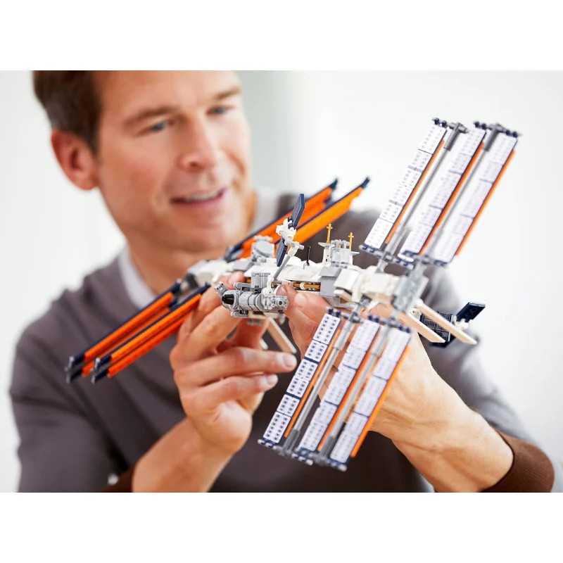 1:lego-21321-estacion-espacial-internacional-1.jpg|2:lego-21321-estacion-espacial-internacional-2.jpg|3:lego-21321-estacion-espacial-internacional-3.jpg|4:lego-21321-estacion-espacial-internacional-4.jpg|5:lego-21321-estacion-espacial-internacional-5.jpg|