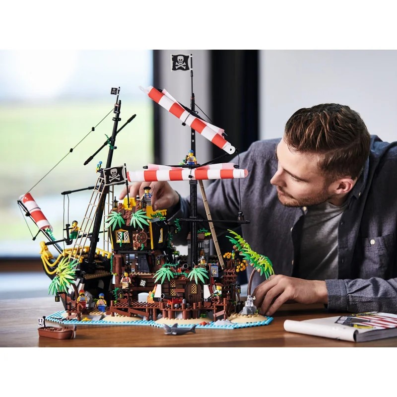 1:lego-21322-piratas-de-bahia-barracuda-1.jpg|2:lego-21322-piratas-de-bahia-barracuda-2.jpg|3:lego-21322-piratas-de-bahia-barracuda-3.jpg|4:lego-21322-piratas-de-bahia-barracuda-4.jpg|5:lego-21322-piratas-de-bahia-barracuda-5.jpg|6:lego-21322-piratas-de-b