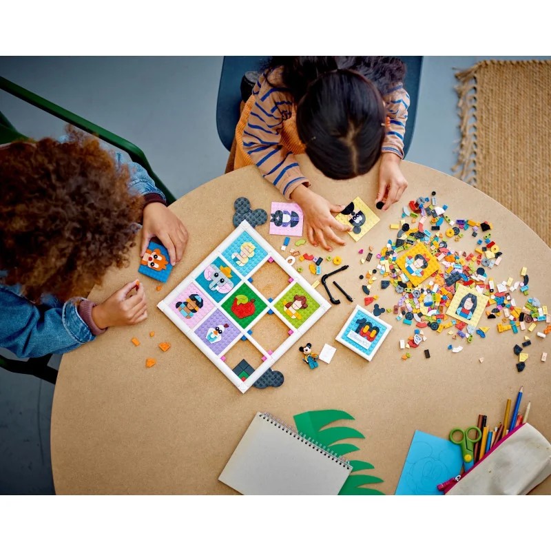 1:lego-43221-100-anos-de-iconos-de-la-animacion-disney-1.jpg|2:lego-43221-100-anos-de-iconos-de-la-animacion-disney-2.jpg|3:lego-43221-100-anos-de-iconos-de-la-animacion-disney-3.jpg|4:lego-43221-100-anos-de-iconos-de-la-animacion-disney-4.jpg|5:lego-4322