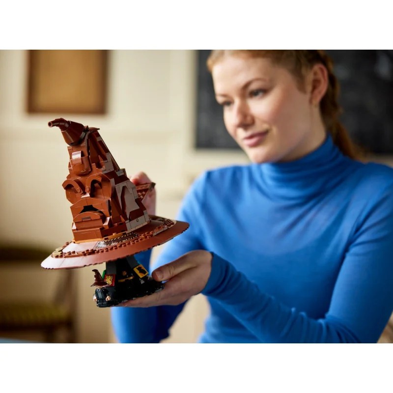 1:lego-76429-sombrero-seleccionador-parlante-1.jpg|2:lego-76429-sombrero-seleccionador-parlante-2.jpg|3:lego-76429-sombrero-seleccionador-parlante-3.jpg|4:lego-76429-sombrero-seleccionador-parlante-4.jpg|5:lego-76429-sombrero-seleccionador-parlante-5.jpg|